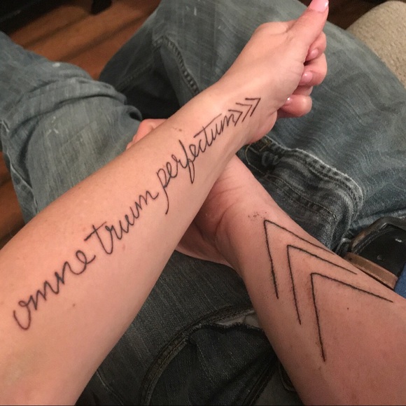 Meet your Posher, Codi - Picture 5 of 5